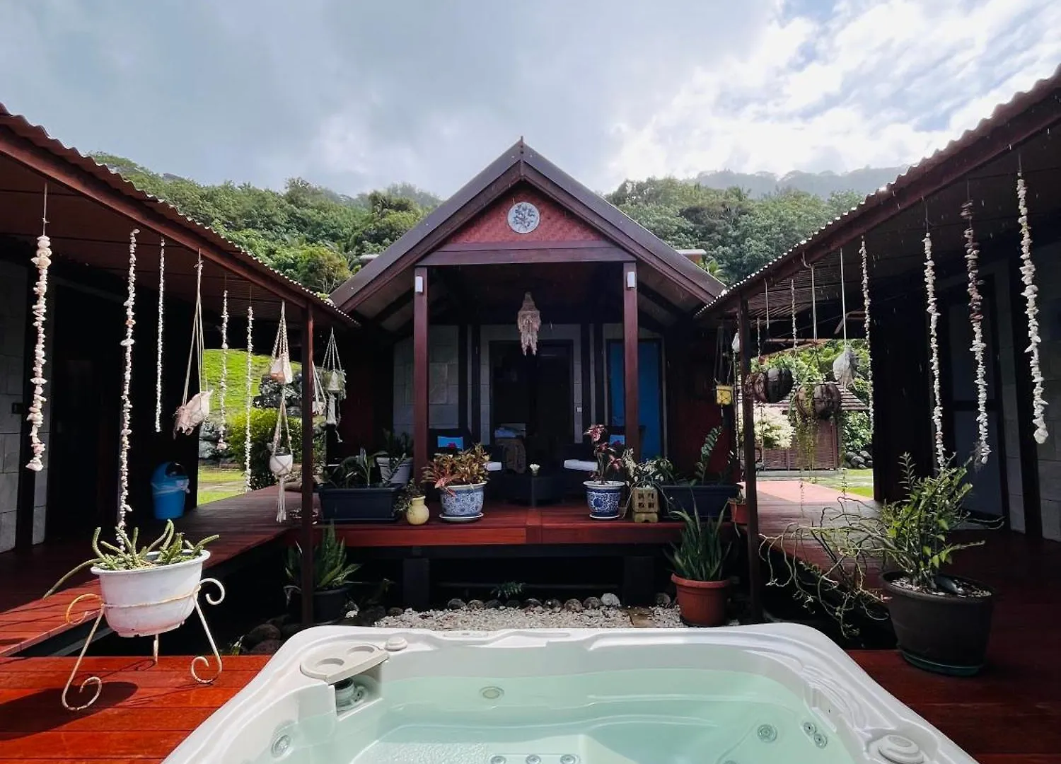 Villa Happy Hour Atiha